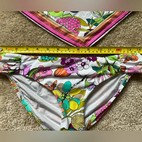 Trina Turk Key West Handkerchief Bikini – Size 8 - Picture 11 of 12